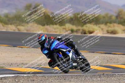 media/Oct-08-2022-SoCal Trackdays (Sat) [[1fc3beec89]]/Turn 10 (945am)/